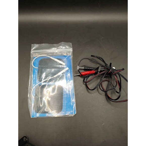 Ultima5 TENS Unit "Electrotherapy" w. Original Carrying Case + Extra Pads - Picture 5 of 6